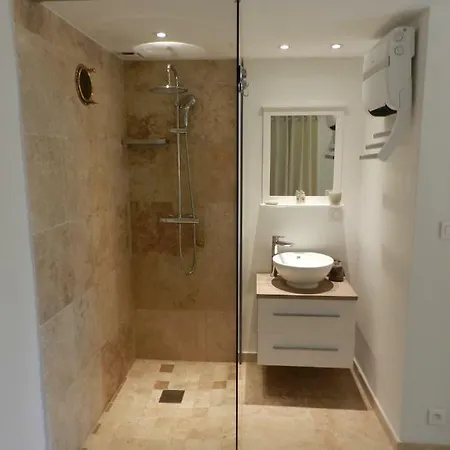 Apartment La Comete *