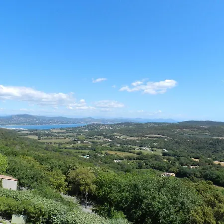 Apartment La Comete *
